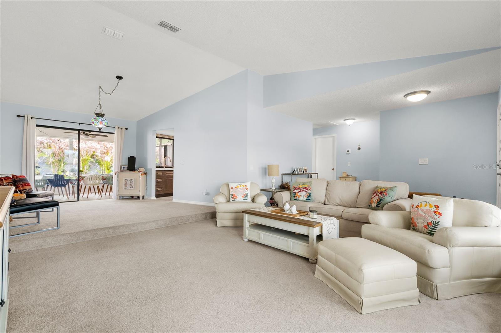 Image 10 of 43 For 2715 Berryknoll Place