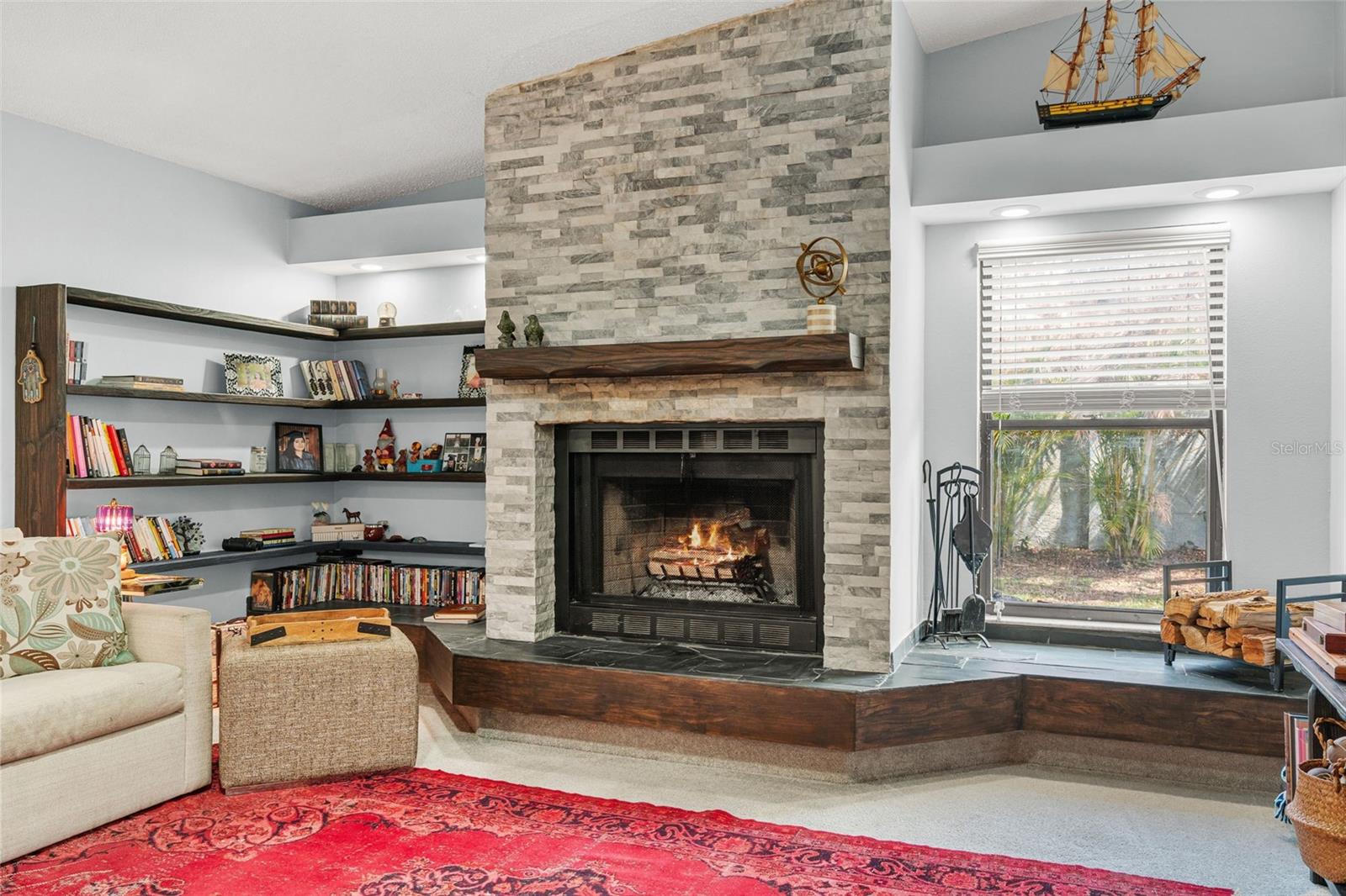 Image 13 of 43 For 2715 Berryknoll Place