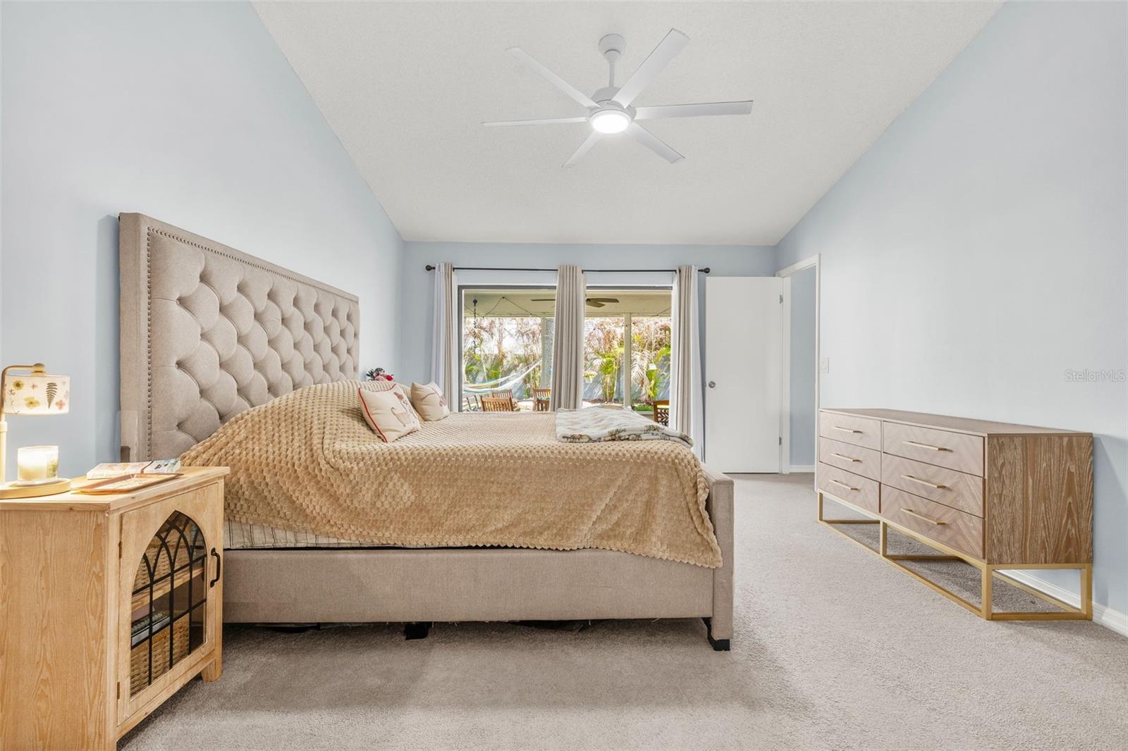 Image 22 of 43 For 2715 Berryknoll Place