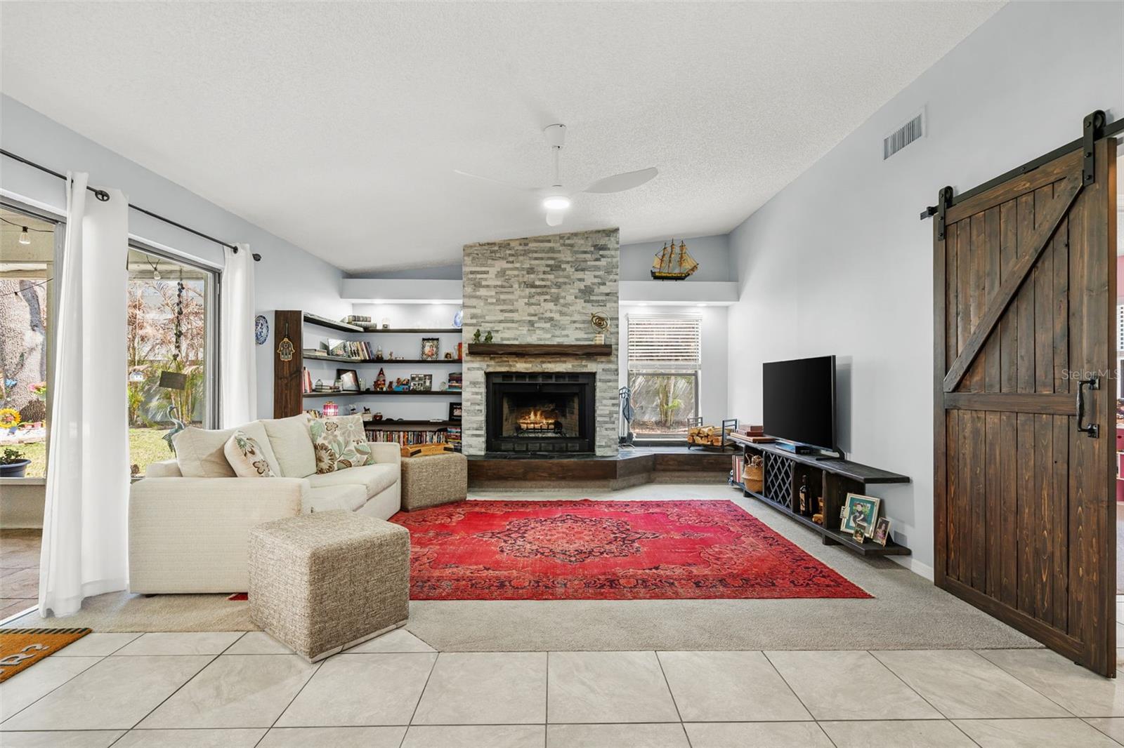 Image 3 of 43 For 2715 Berryknoll Place