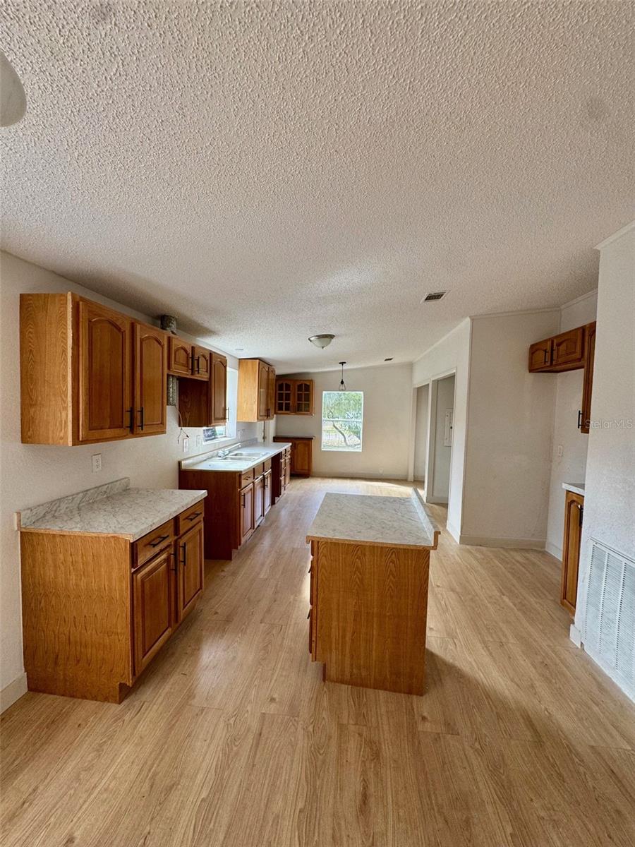 Image 10 of 18 For 26931 Deacon Loop