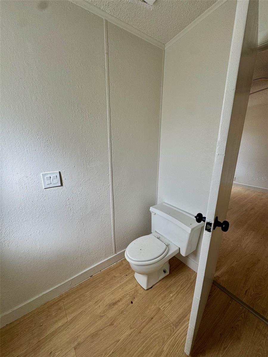 Image 15 of 18 For 26931 Deacon Loop