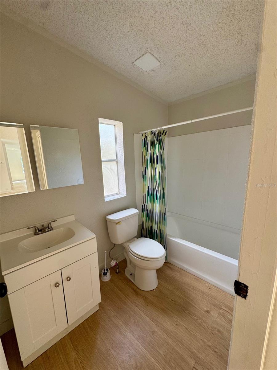 Image 18 of 18 For 26931 Deacon Loop