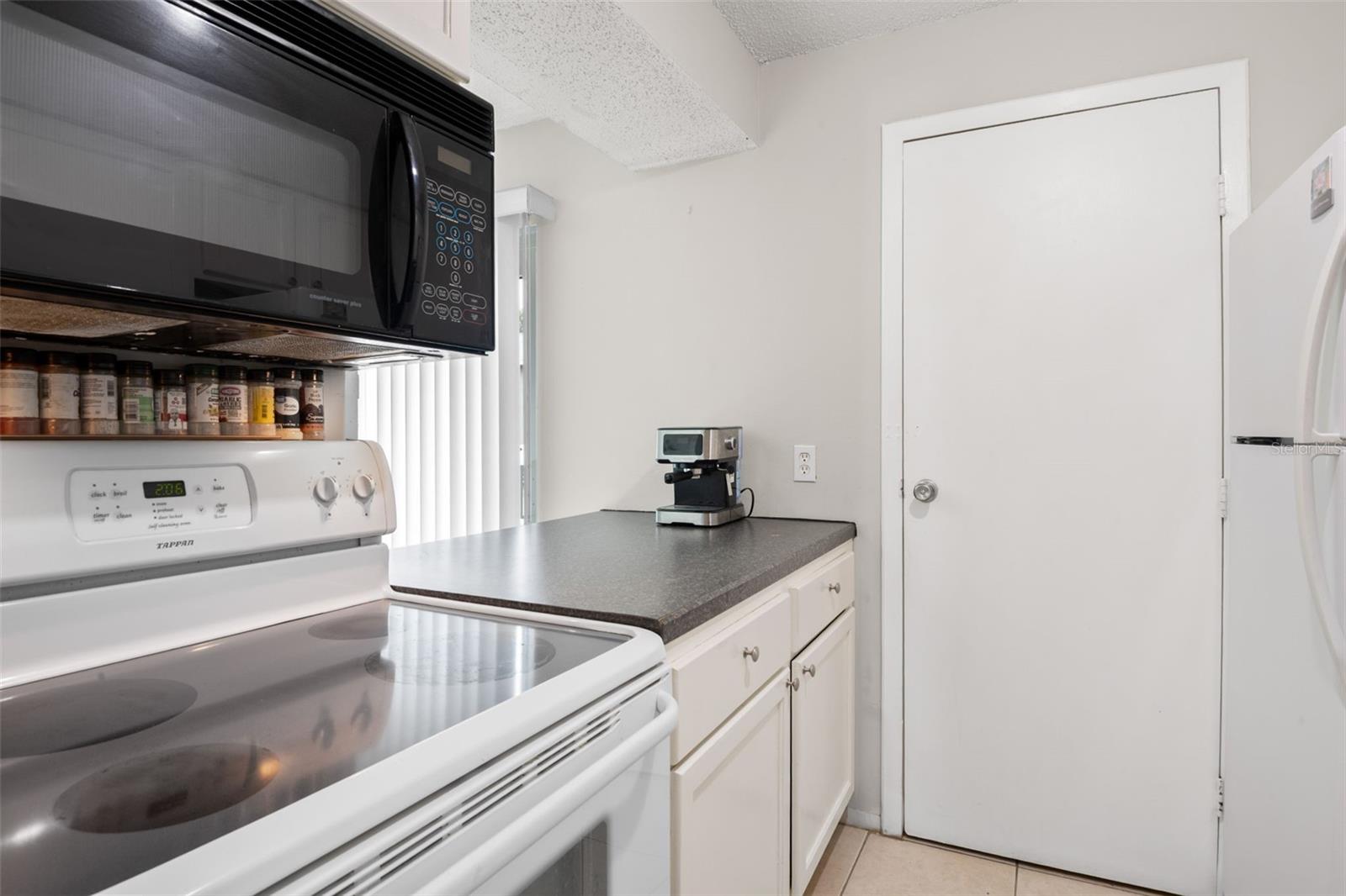 Image 12 of 28 For 4215 Bay Drive 1801d