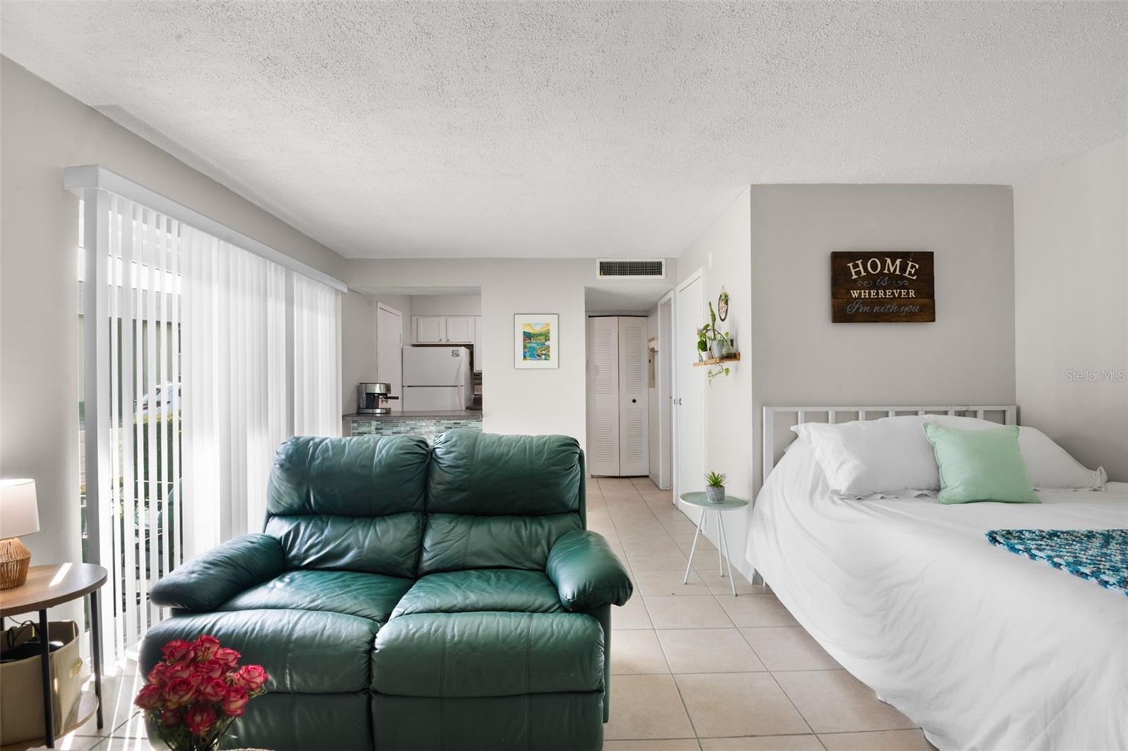 Image 5 of 28 For 4215 Bay Drive 1801d