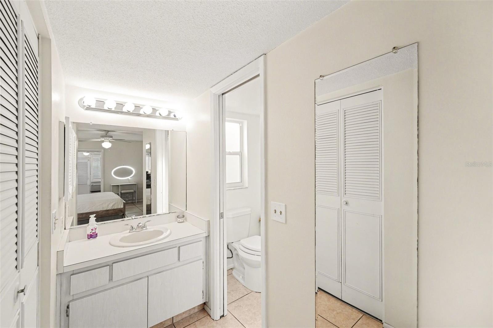 Image 16 of 30 For 4561 Great Lakes Drive S