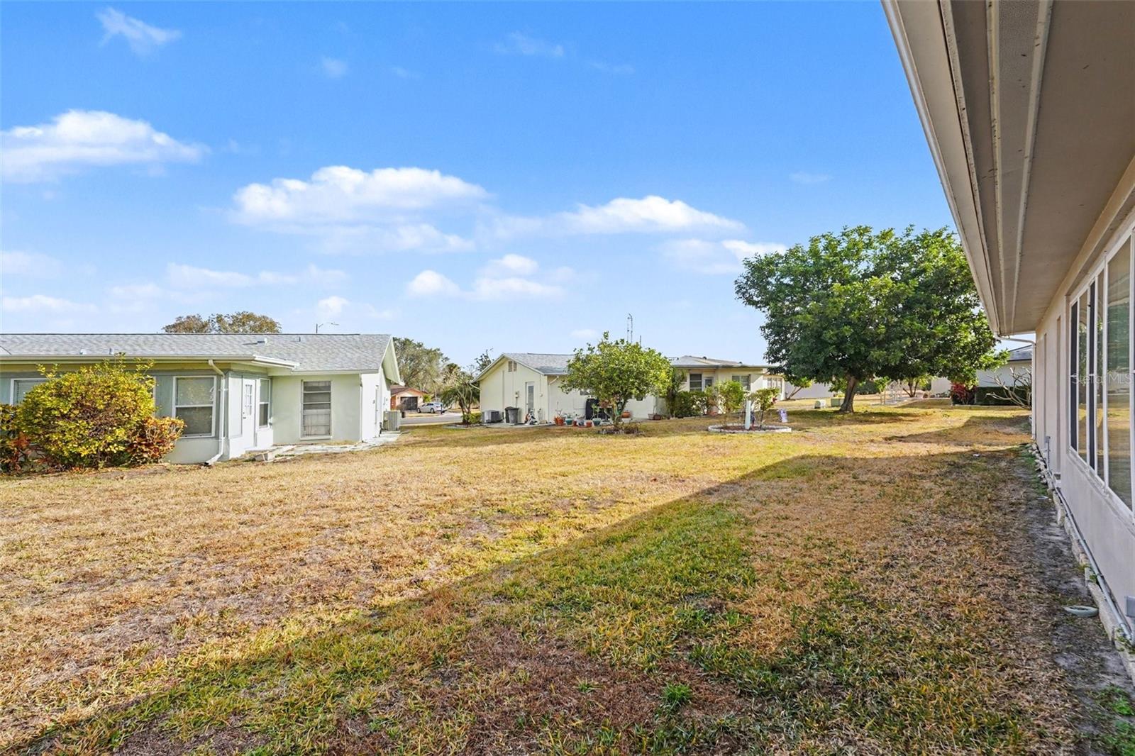 Image 25 of 30 For 4561 Great Lakes Drive S