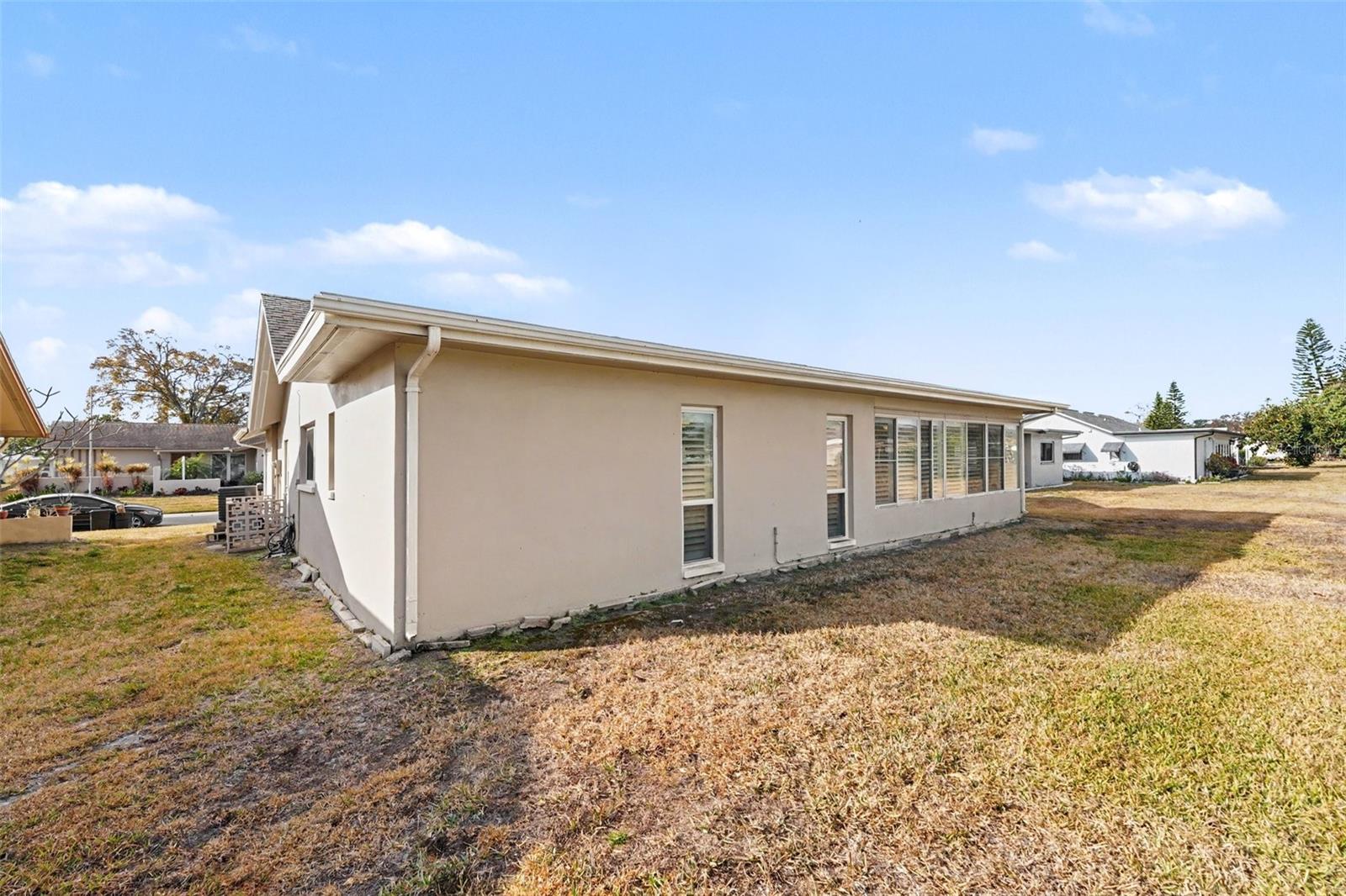 Image 27 of 30 For 4561 Great Lakes Drive S