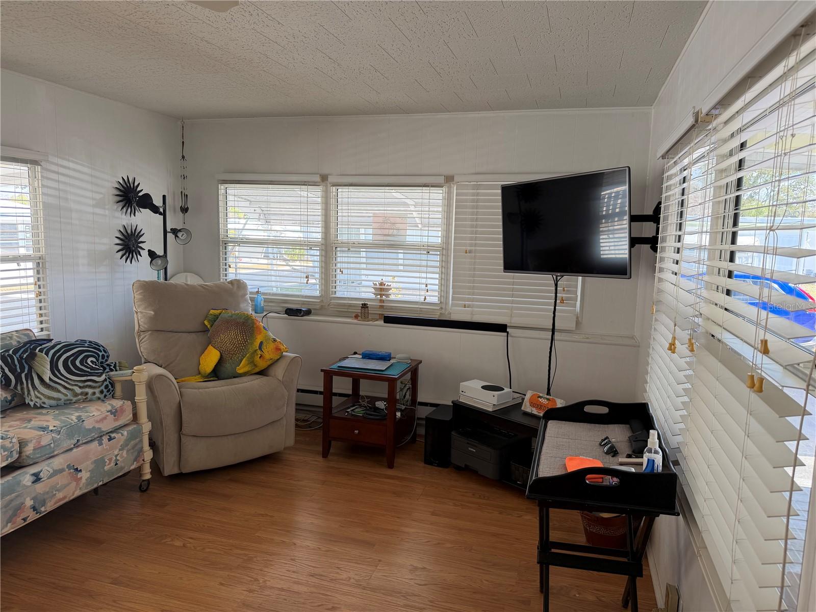 Image 14 of 32 For 1040 Main Street 91