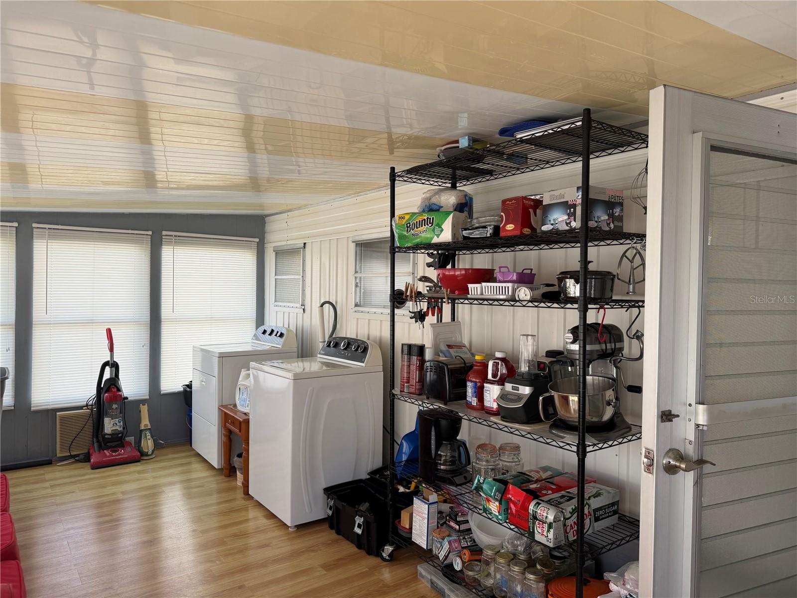 Image 3 of 32 For 1040 Main Street 91