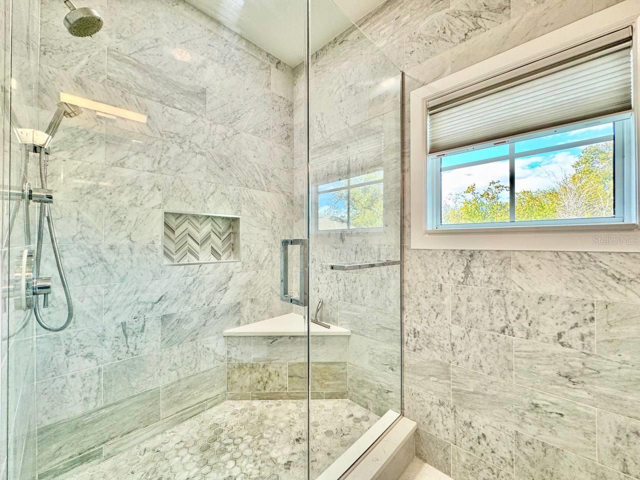 Image 23 of 33 For 4207 Dale Mabry Highway 5110