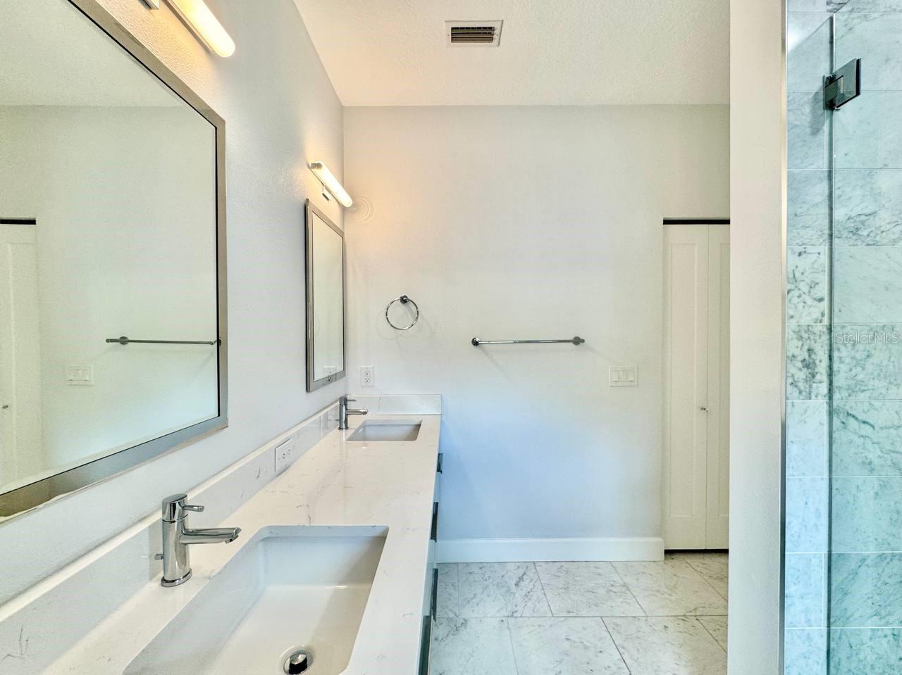 Image 24 of 33 For 4207 Dale Mabry Highway 5110