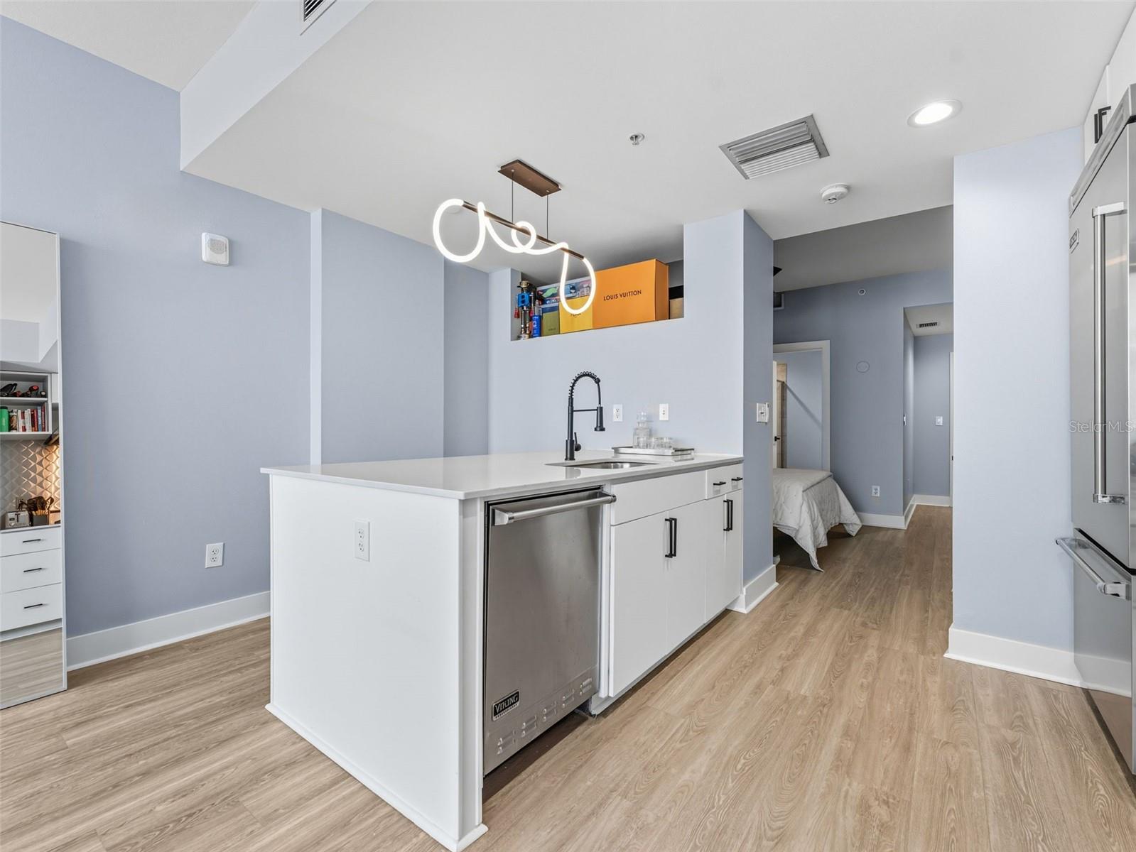 Image 5 of 15 For 1120 Kennedy Boulevard 1225