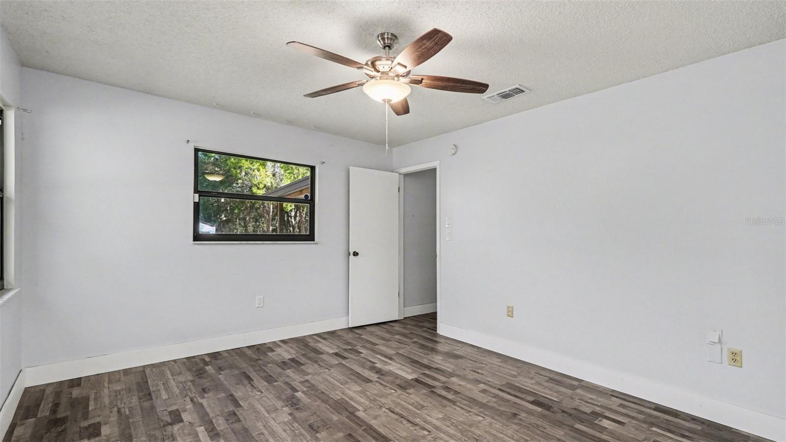 Image 18 of 30 For 11699 Indian Circle