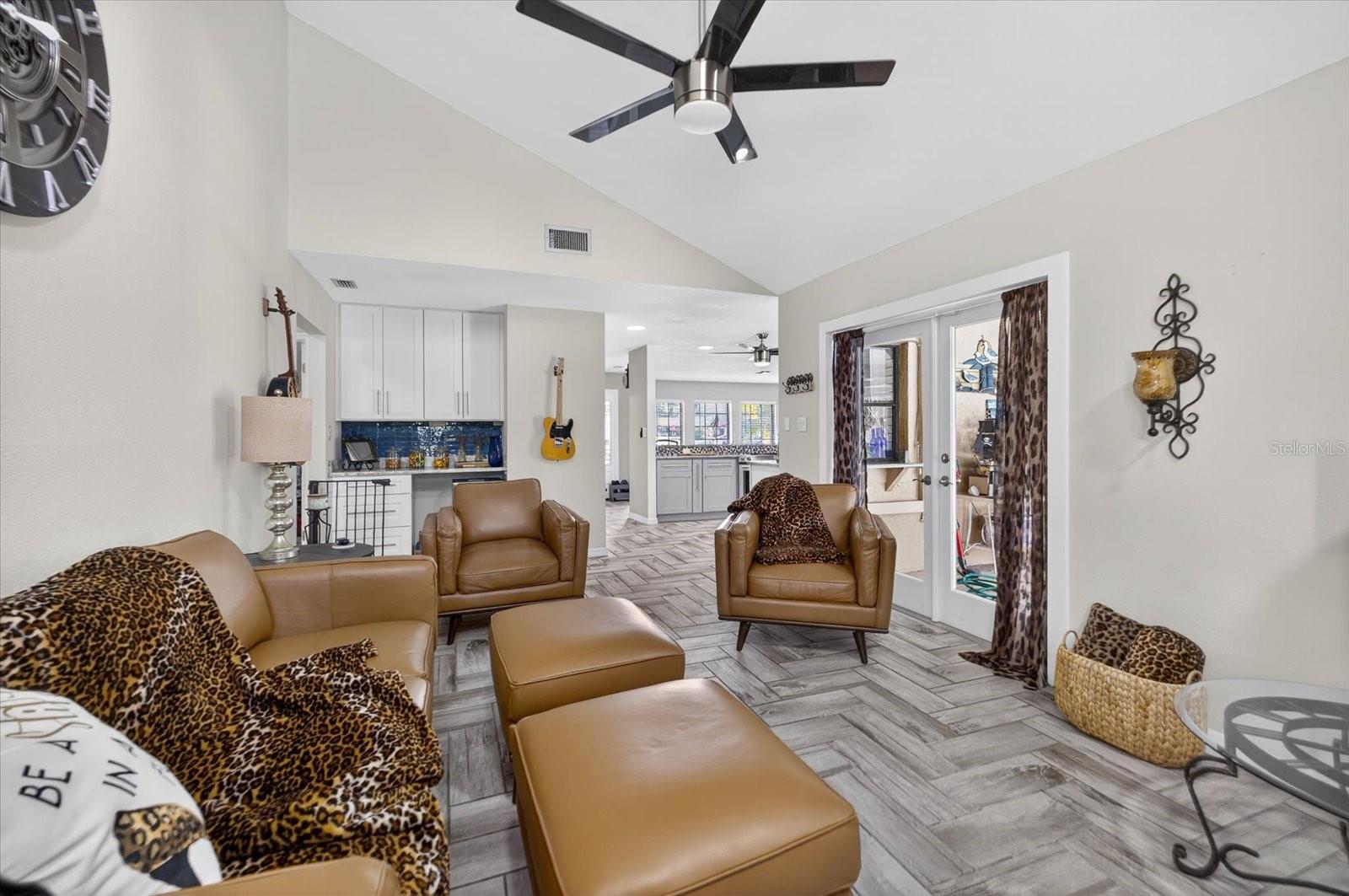 Image 11 of 29 For 2735 Quiet Hollow Court