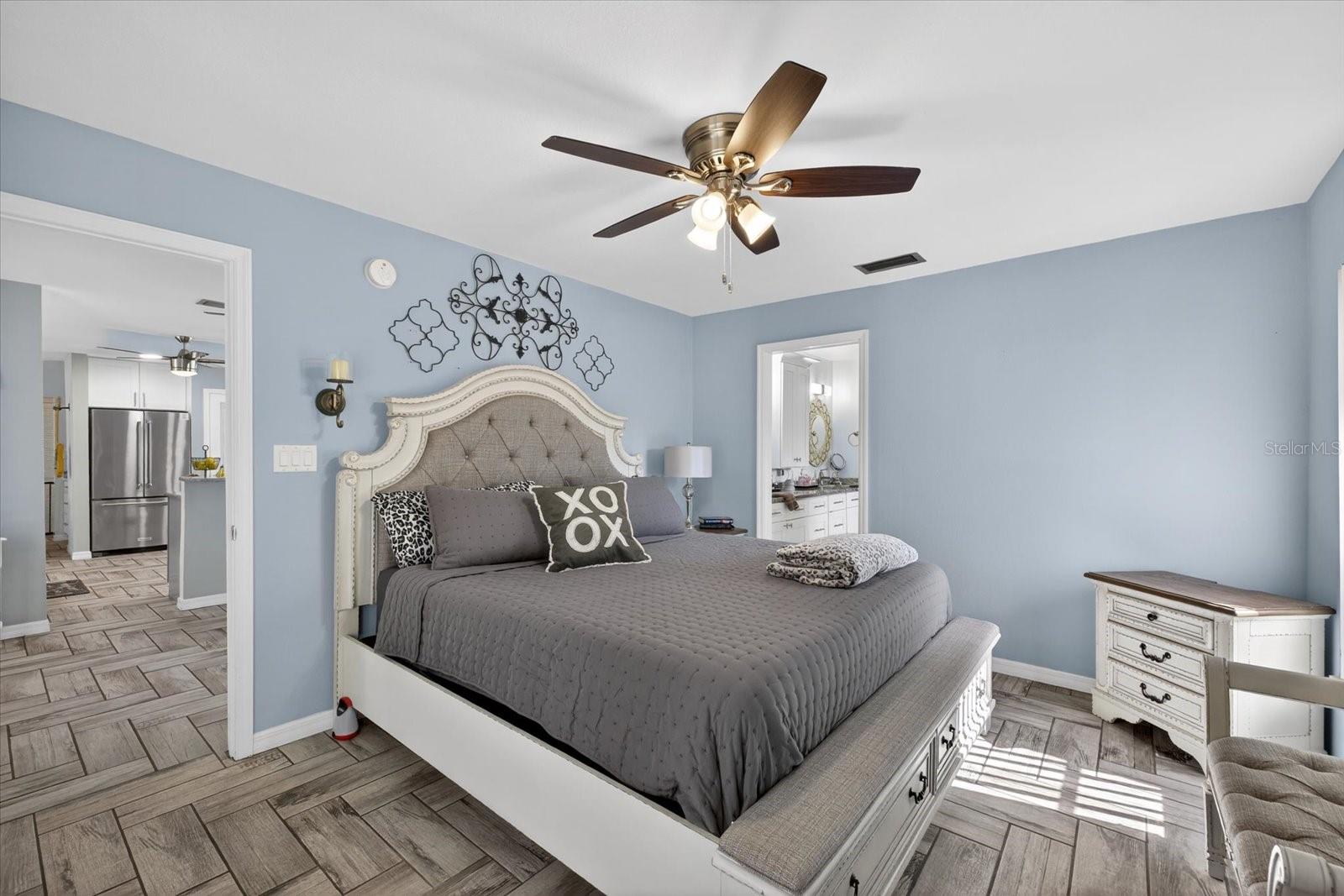 Image 16 of 29 For 2735 Quiet Hollow Court