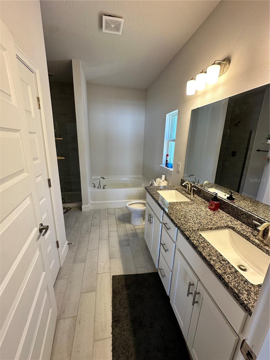 Image 13 of 35 For 36097 Welsh Glade Road