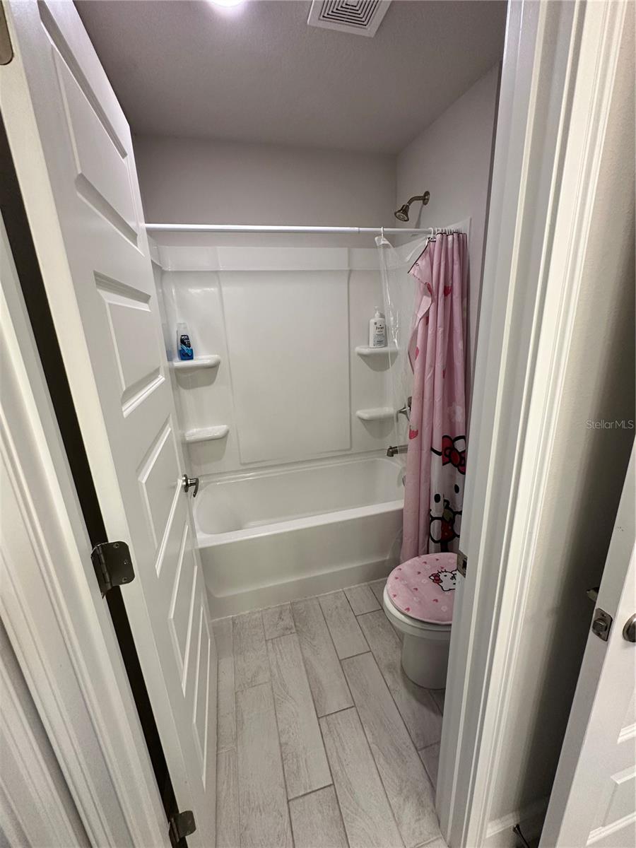 Image 25 of 35 For 36097 Welsh Glade Road