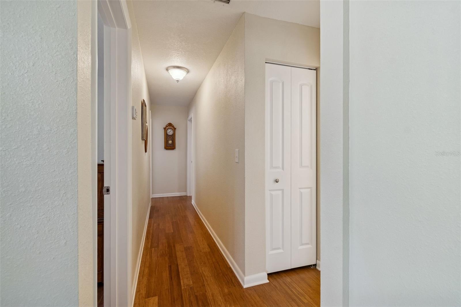 Image 24 of 81 For 2268 Indian Avenue N