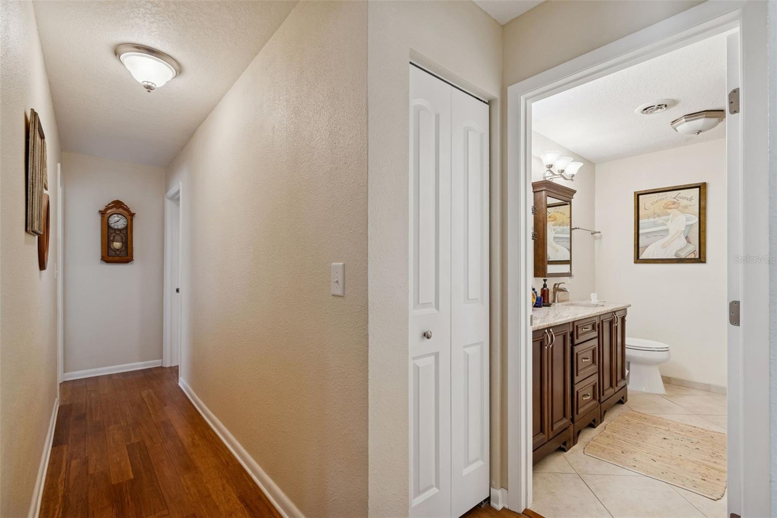 Image 25 of 81 For 2268 Indian Avenue N