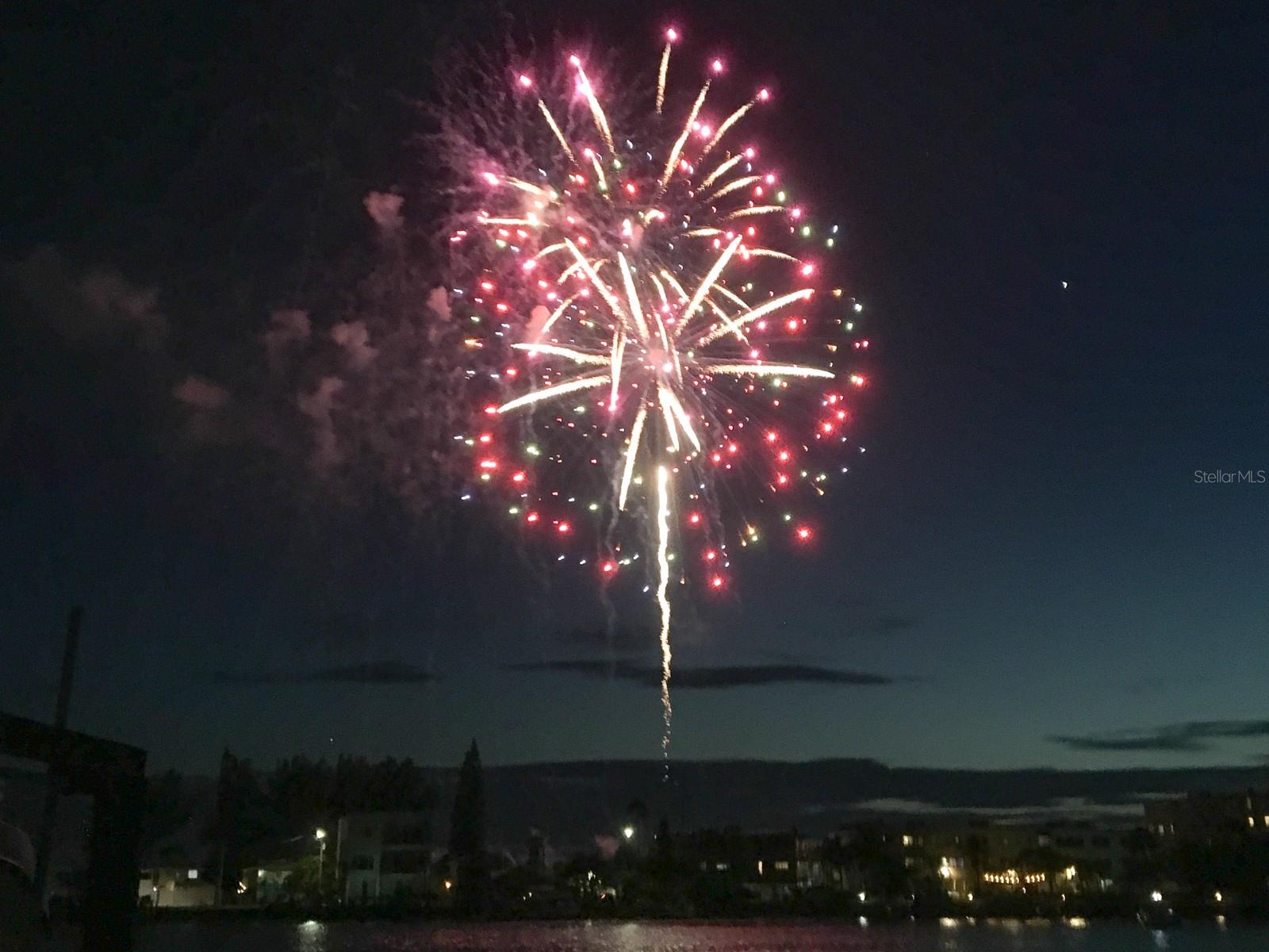 Listing photo id 29 for 10126 Tarpon Drive