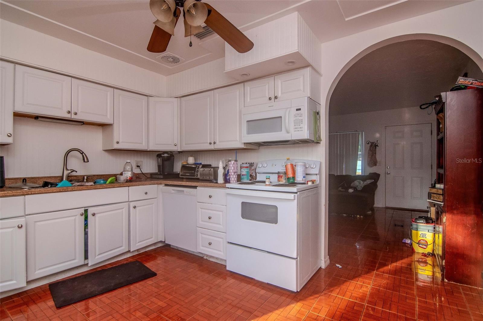 Image 11 of 23 For 1731 Gladys Street