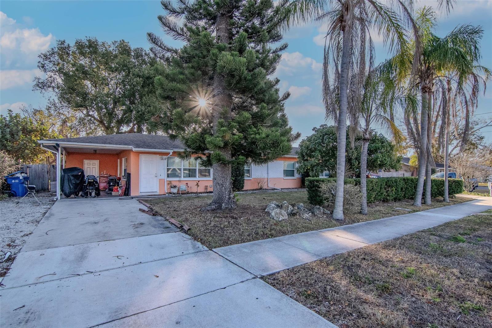 Image 2 of 23 For 1731 Gladys Street