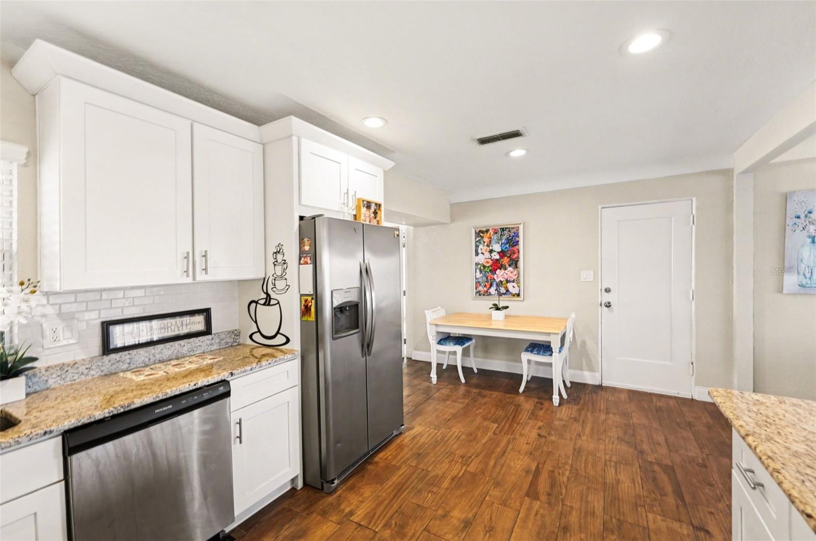 Image 13 of 30 For 10555 109th Street