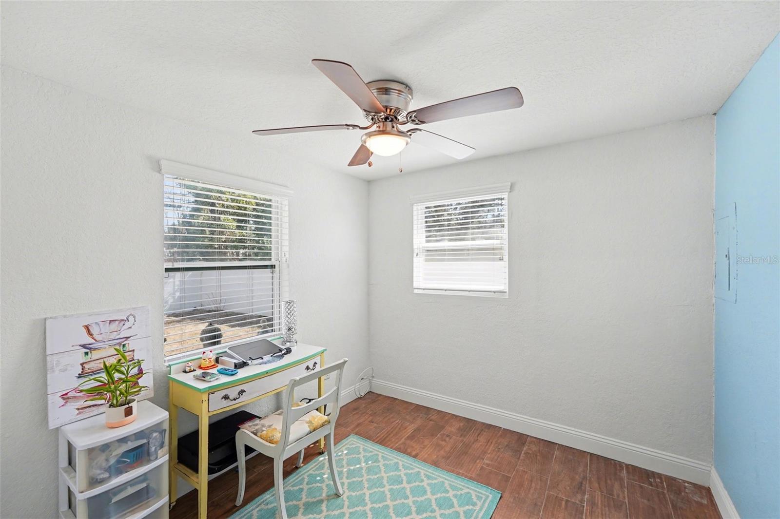 Image 17 of 30 For 10555 109th Street