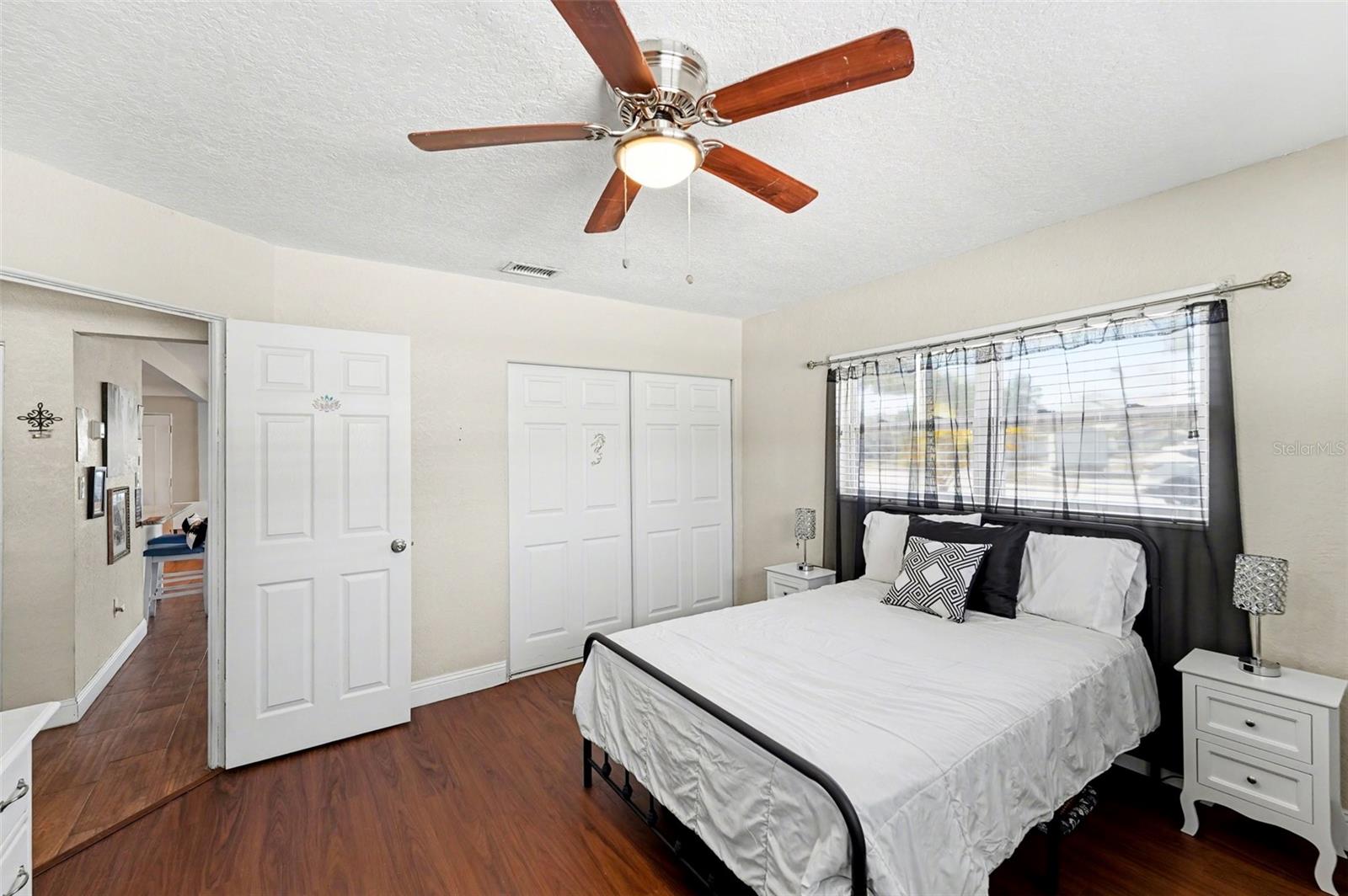 Image 20 of 30 For 10555 109th Street