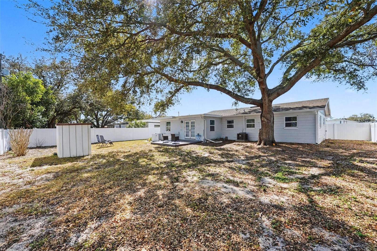 Image 27 of 30 For 10555 109th Street