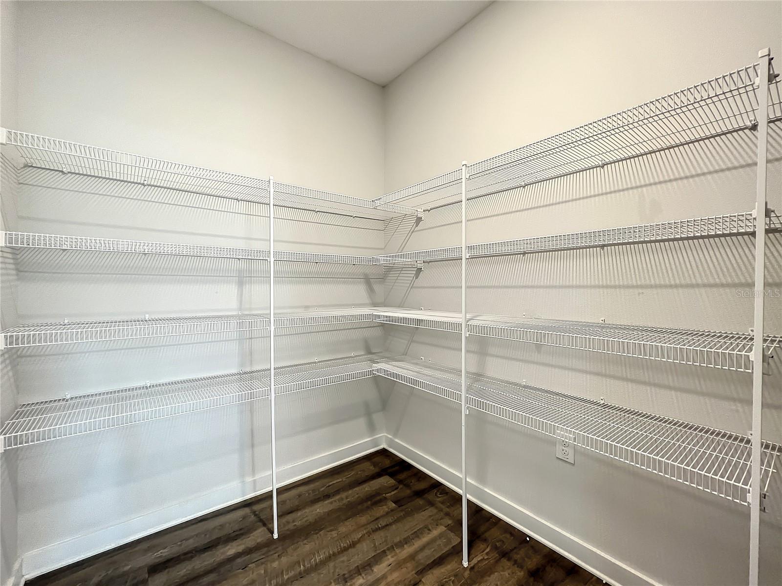 Image 35 of 57 For 3715 Wisconsin Avenue 2