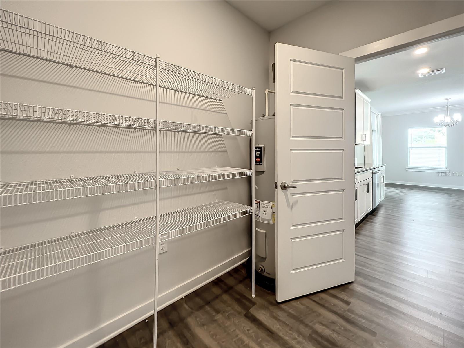 Image 36 of 57 For 3715 Wisconsin Avenue 2