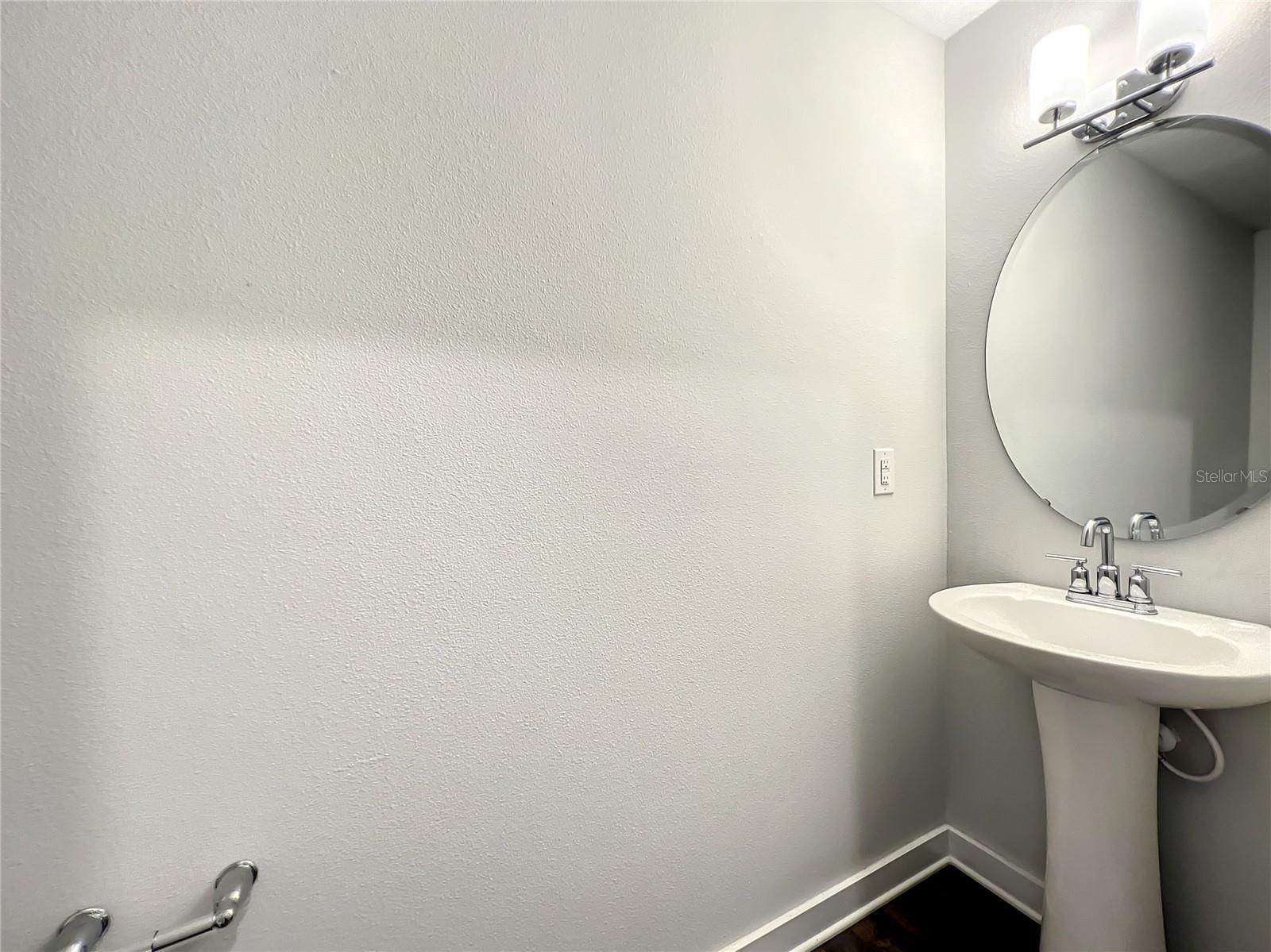 Image 37 of 57 For 3715 Wisconsin Avenue 2