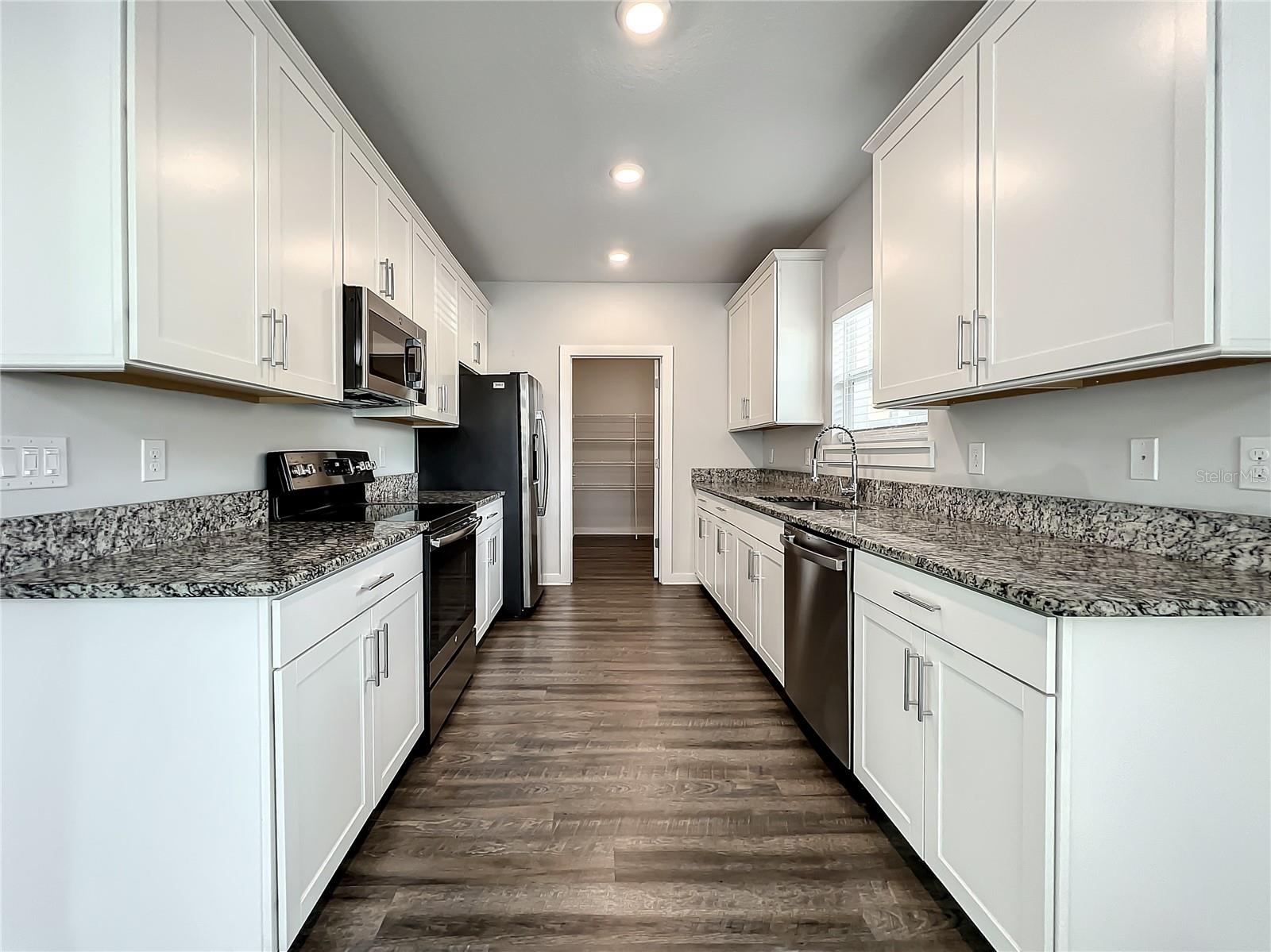 Image 5 of 57 For 3715 Wisconsin Avenue 2