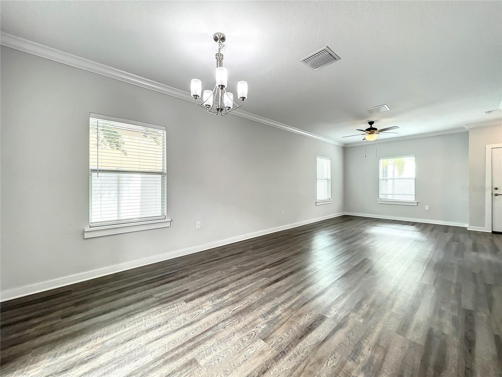 Image 54 of 57 For 3715 Wisconsin Avenue 2