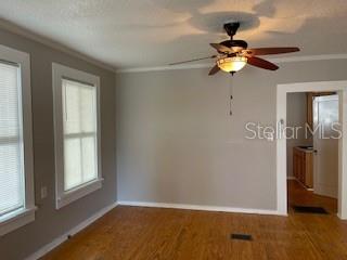 Image 14 of 14 For 912 Saint Clair Street