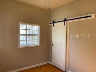 Image 5 of 14 For 912 Saint Clair Street