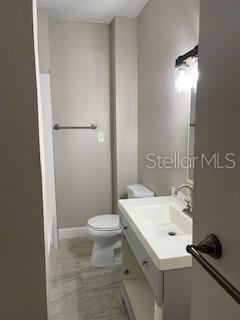 Image 8 of 14 For 912 Saint Clair Street