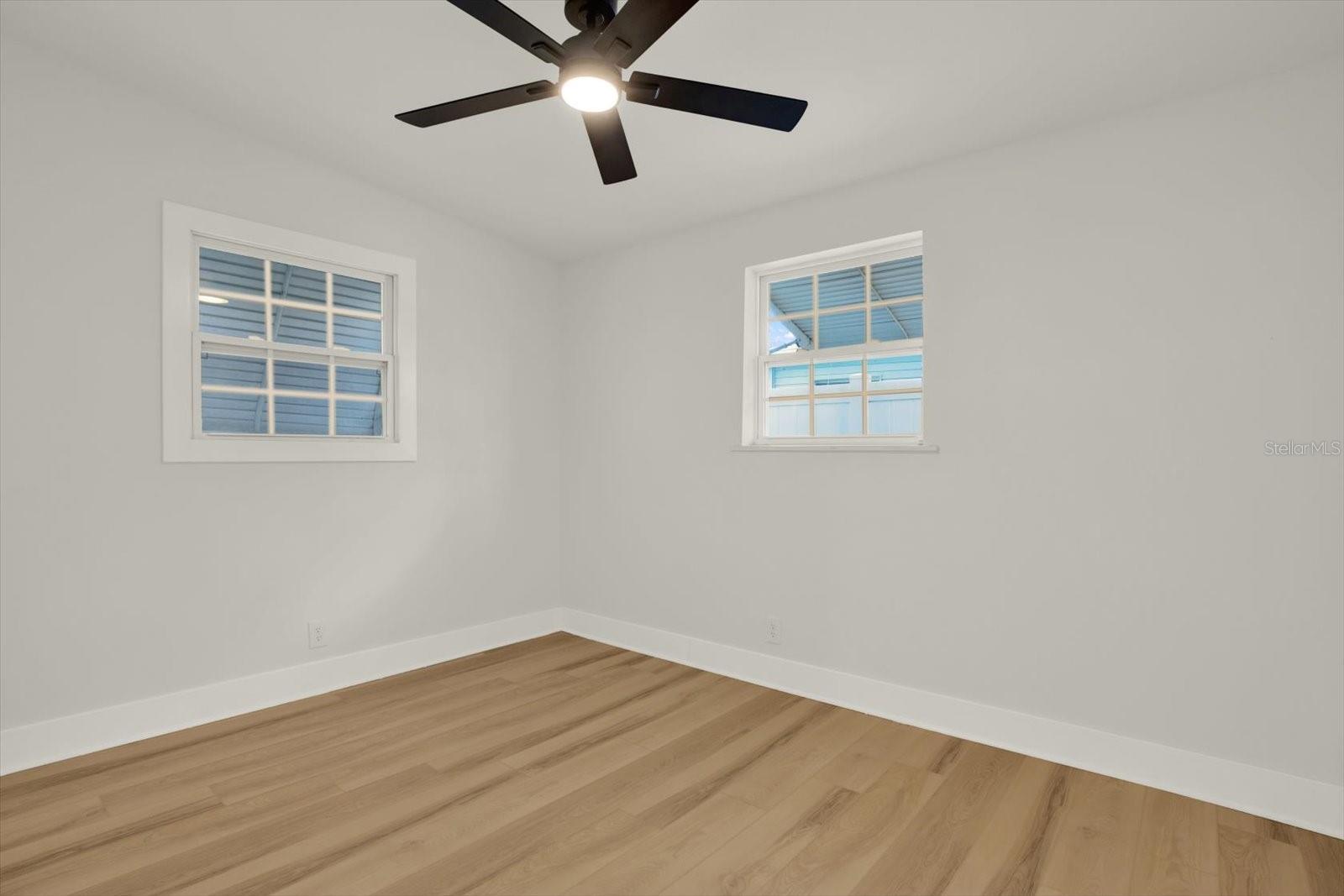 Image 9 of 23 For 10395 110th Avenue