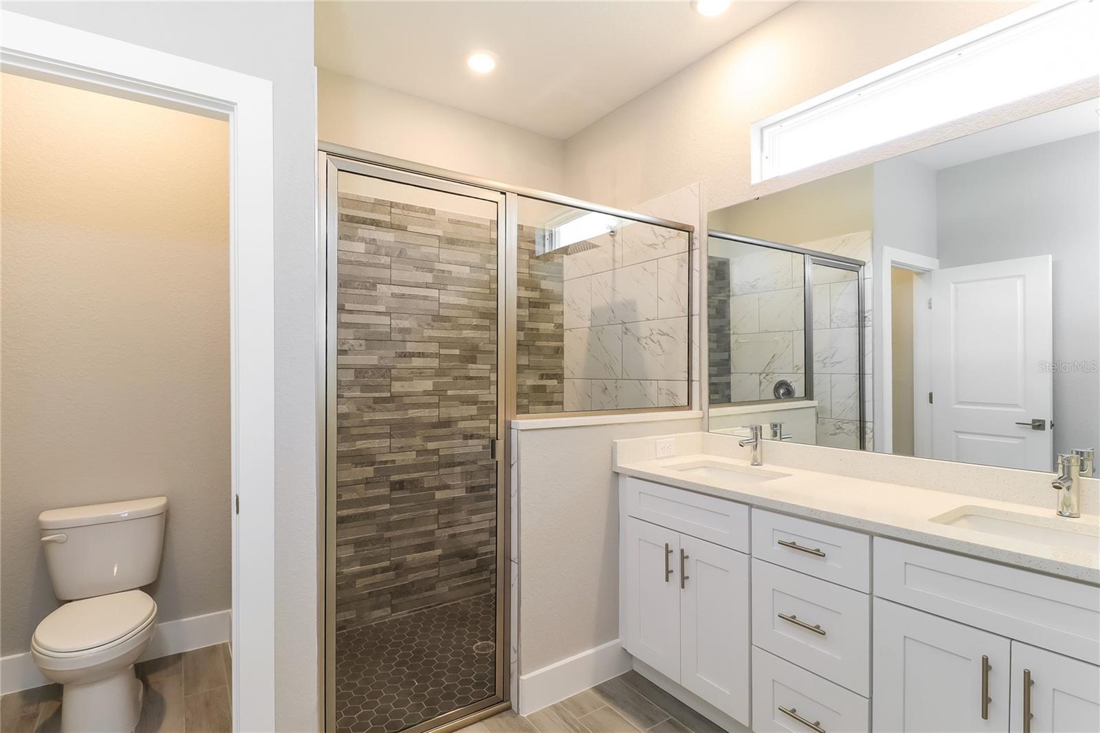 Image 11 of 15 For 137 Zinnia Lane W