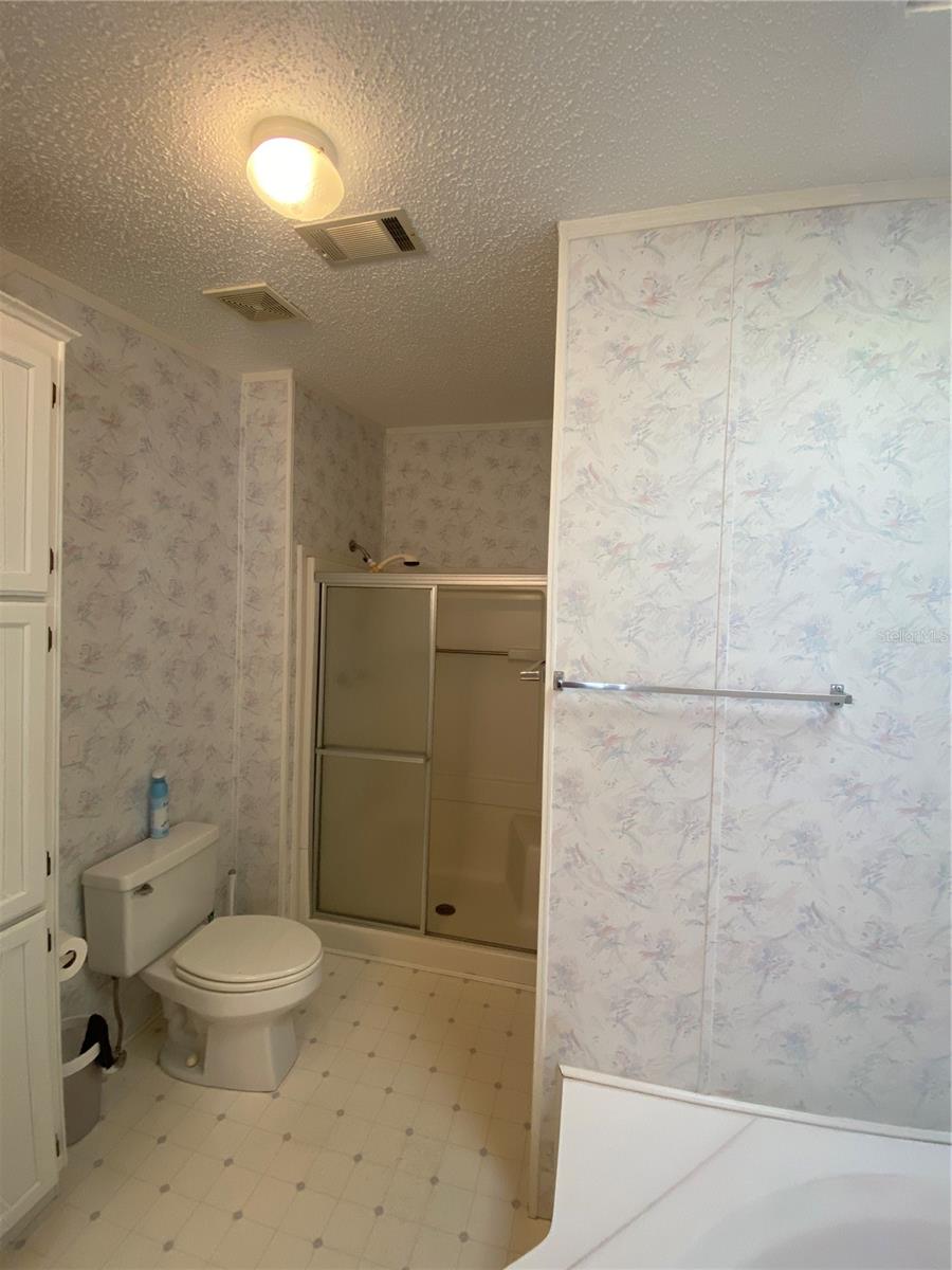 Image 24 of 41 For 36722 Strand Dr