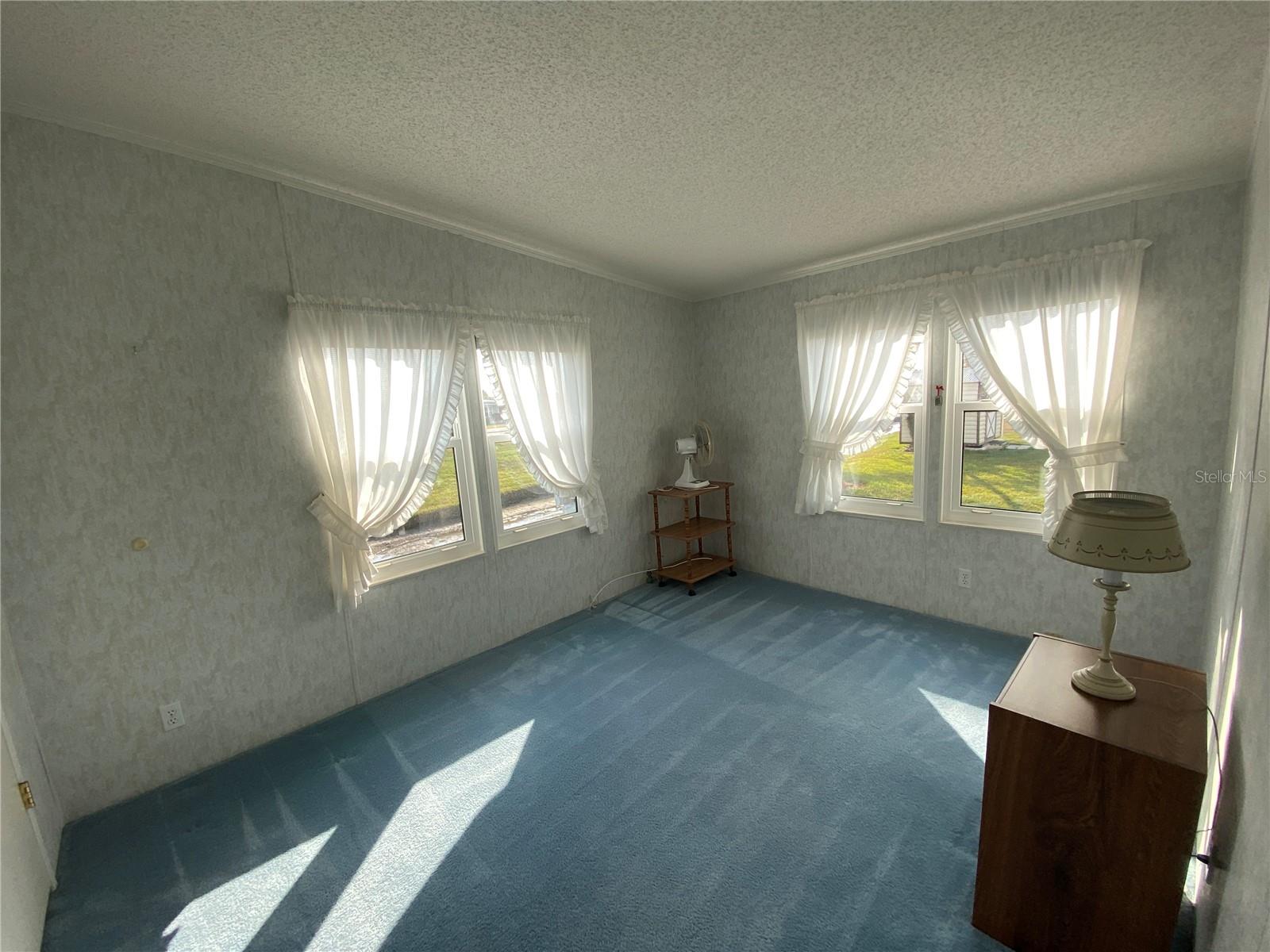 Image 32 of 41 For 36722 Strand Dr