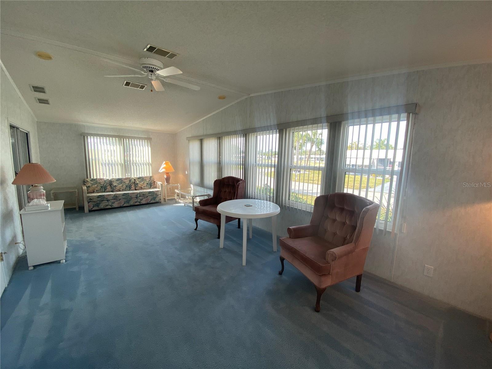 Image 35 of 41 For 36722 Strand Dr