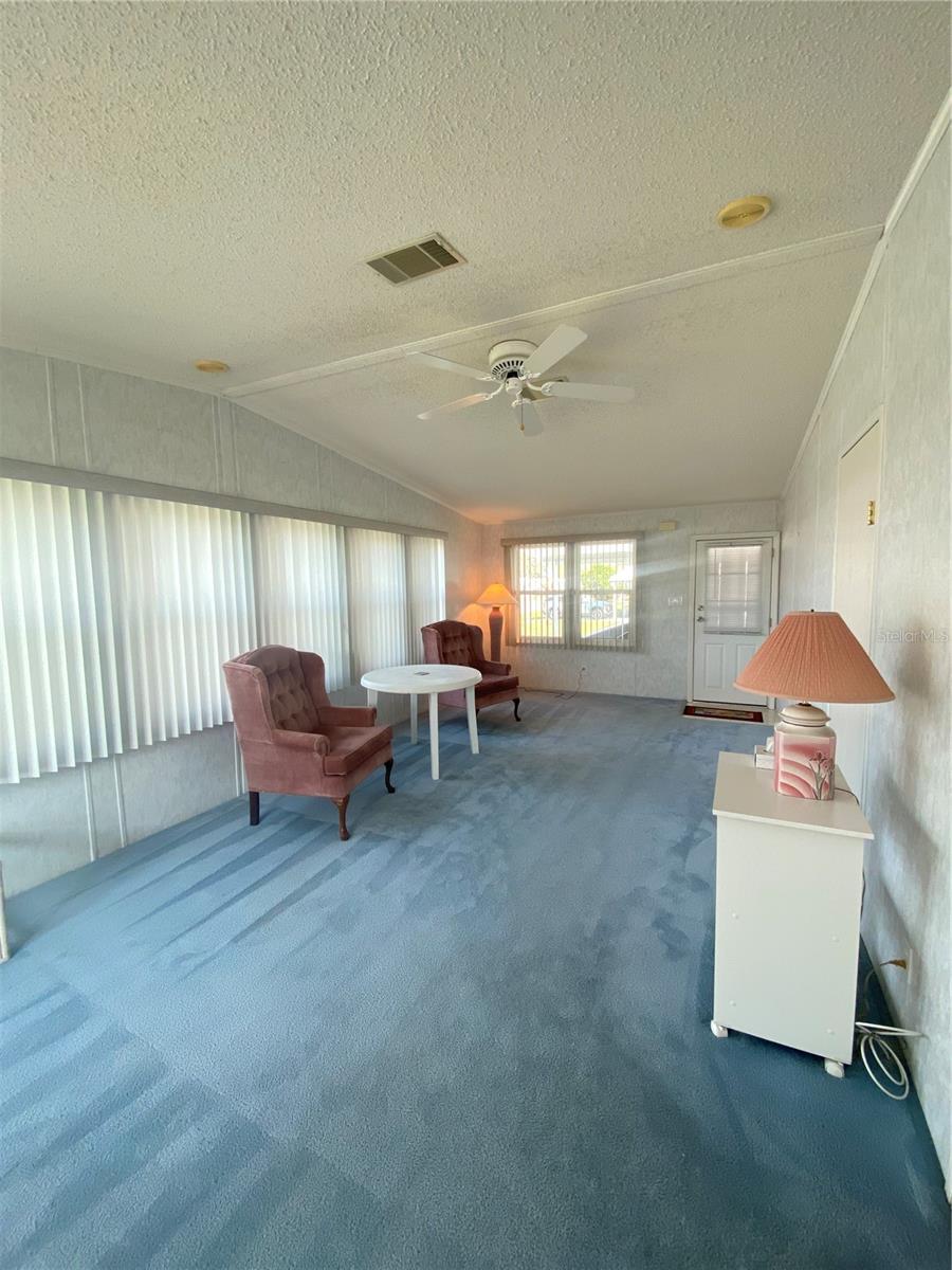 Image 36 of 41 For 36722 Strand Dr