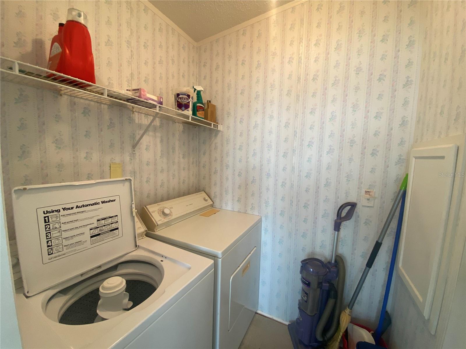 Image 37 of 41 For 36722 Strand Dr