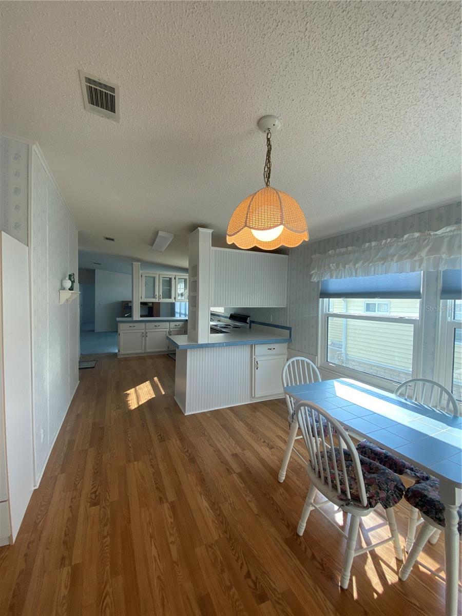 Image 4 of 41 For 36722 Strand Dr