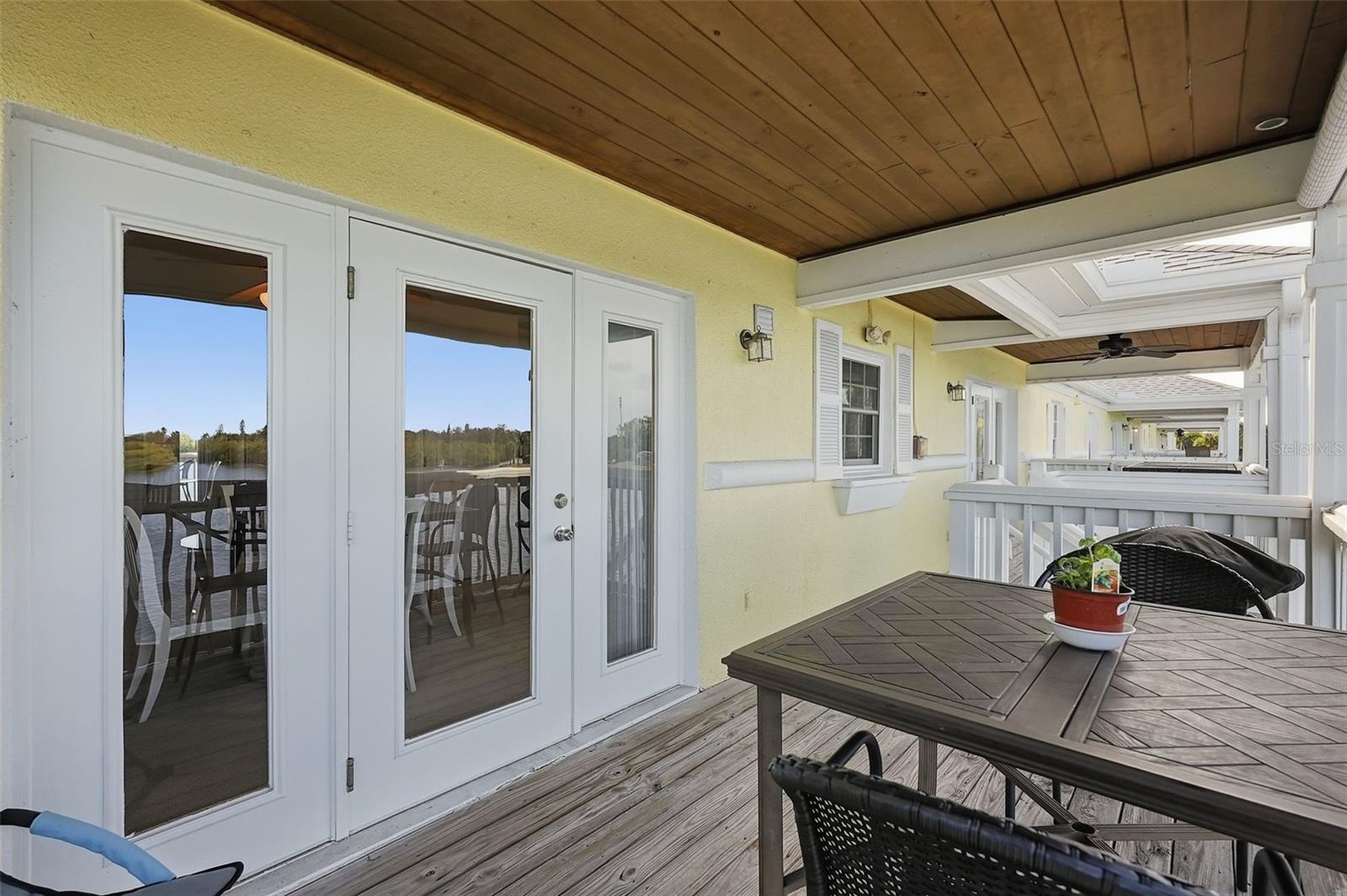 Image 21 of 31 For 3783 Pompano Drive Se D