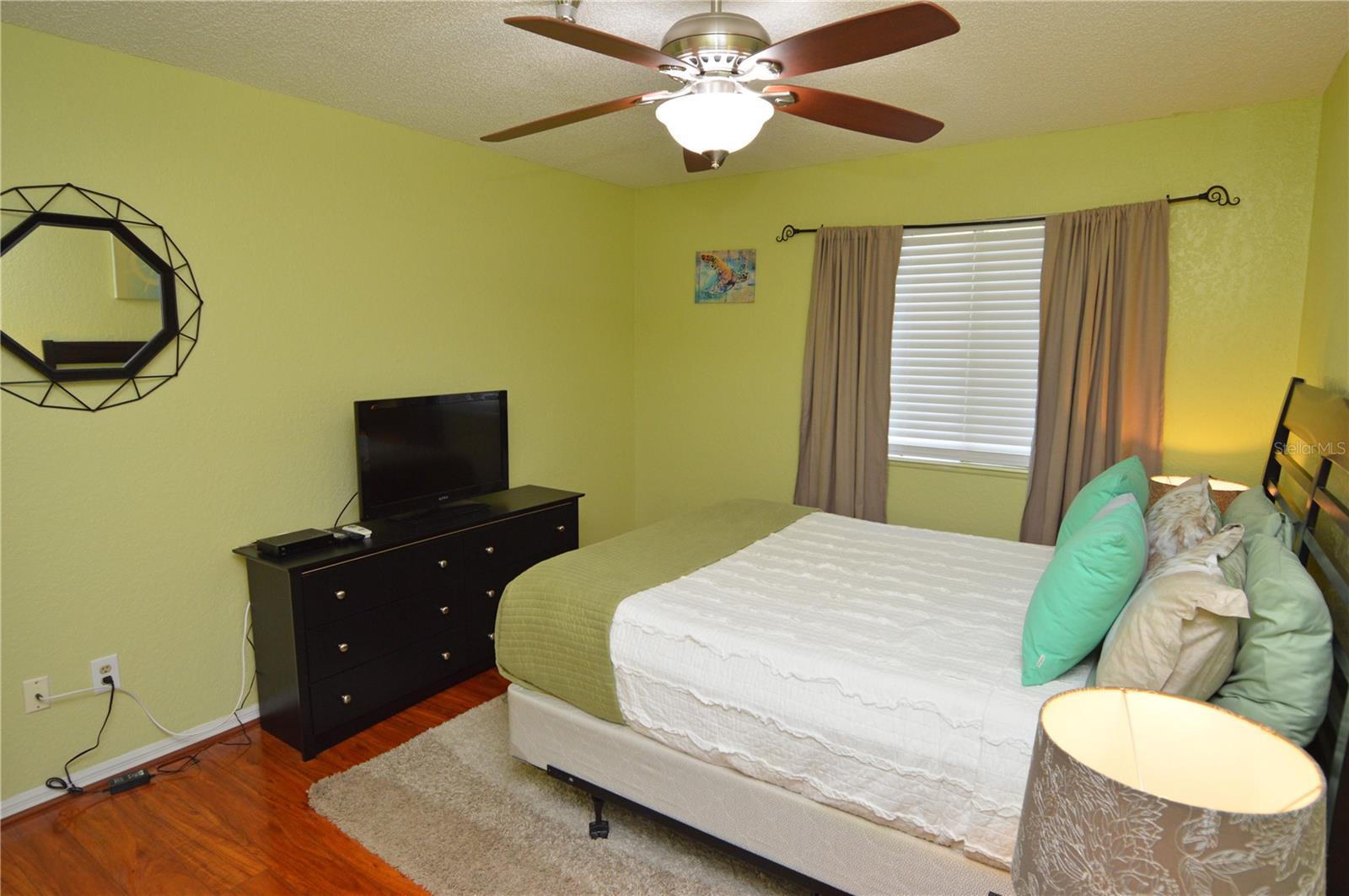 Image 35 of 95 For 10265 Gandy Boulevard N 1405