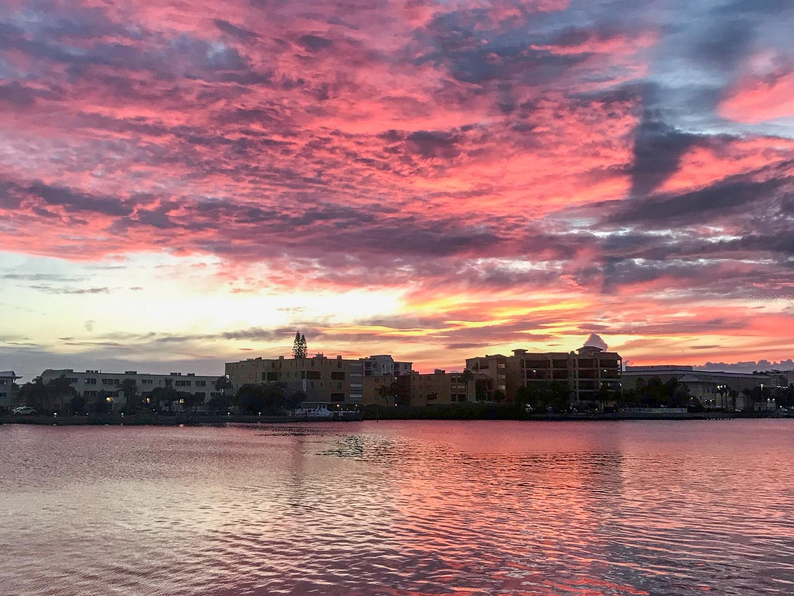 Image 20 of 23 For 10126 Tarpon Drive